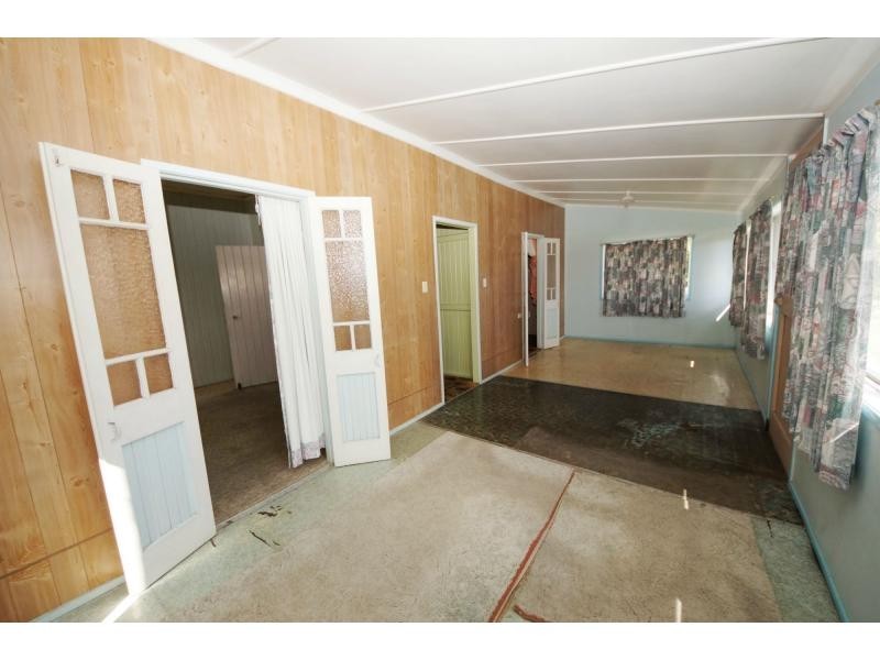 11 Second Street, Home Hill QLD 4806