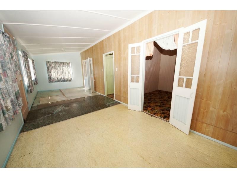 11 Second Street, Home Hill QLD 4806