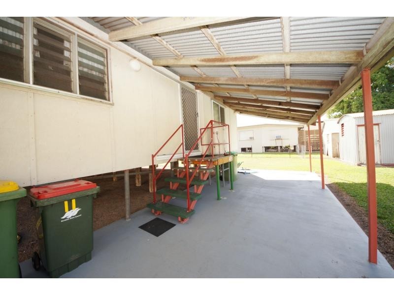 11 Second Street, Home Hill QLD 4806