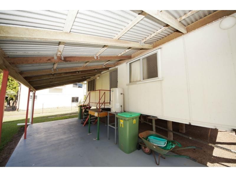 11 Second Street, Home Hill QLD 4806