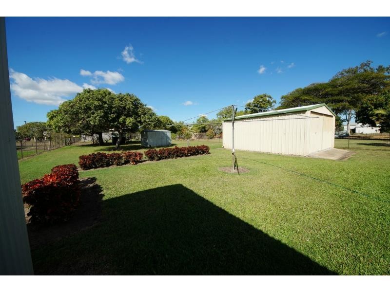 11 Second Street, Home Hill QLD 4806