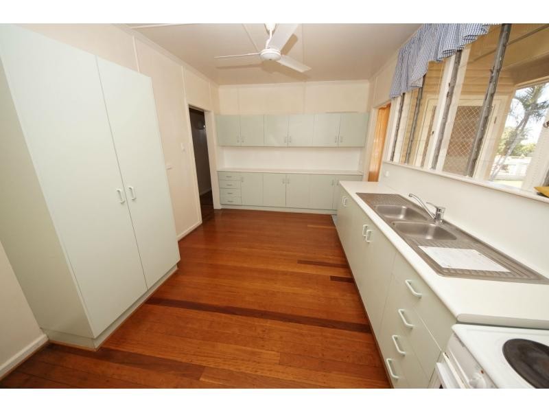 25 Dennis Street, Ayr QLD 4807