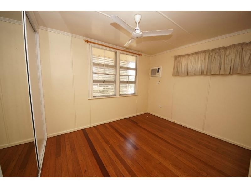 25 Dennis Street, Ayr QLD 4807