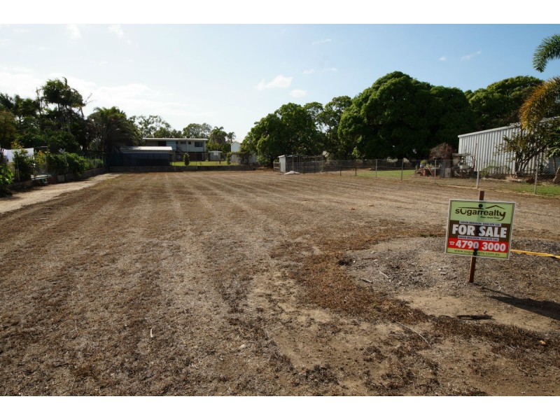 53 Ninth Avenue, Home Hill QLD 4806