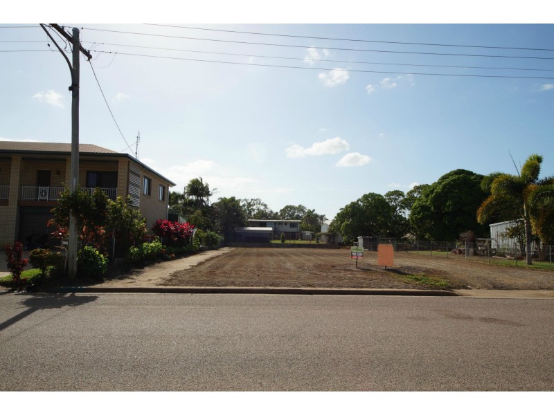 53 Ninth Avenue, Home Hill QLD 4806