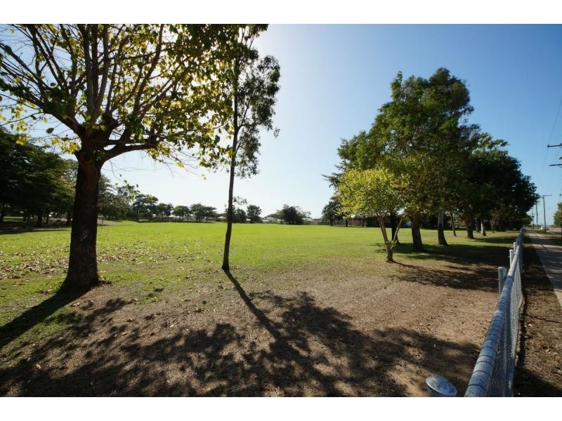 62 Ross Street, Ayr QLD 4807