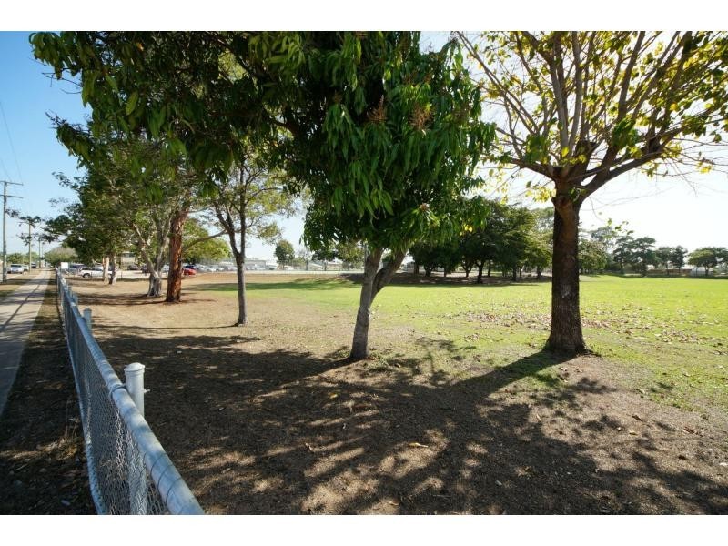 62 Ross Street, Ayr QLD 4807