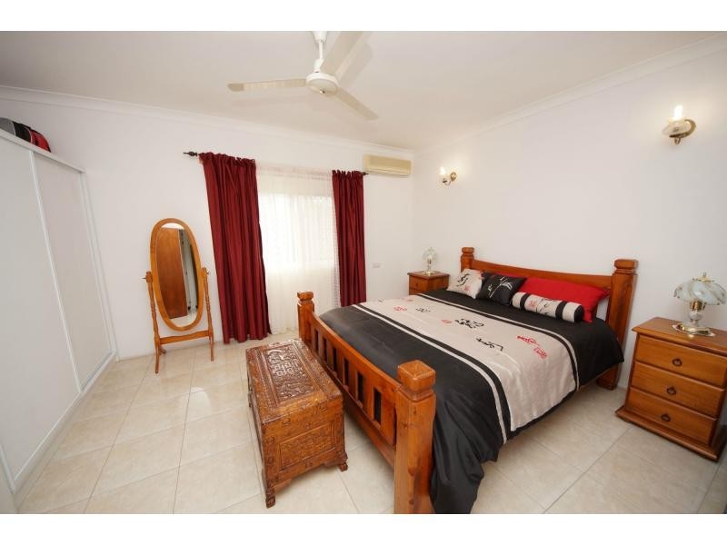 74 Eighth Street, Home Hill QLD 4806