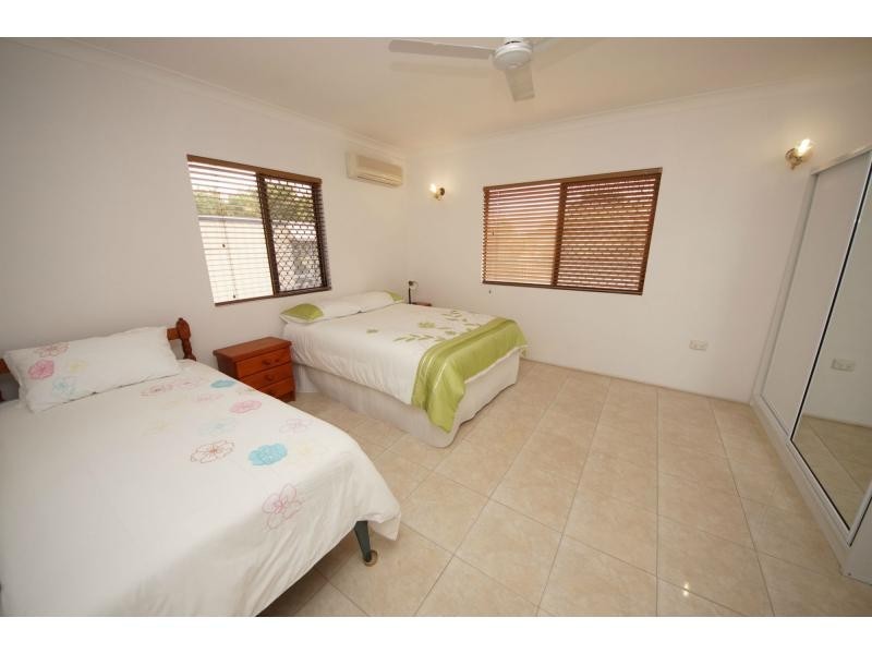 74 Eighth Street, Home Hill QLD 4806