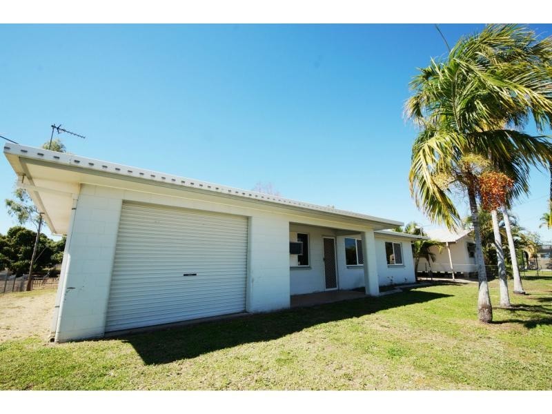 27 Fourth Avenue, Home Hill QLD 4806