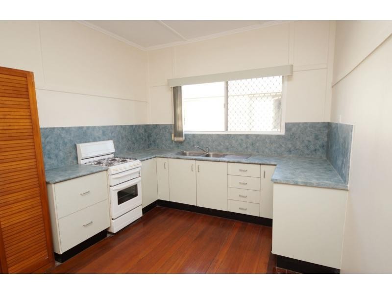 90 Sixth Street, Home Hill QLD 4806