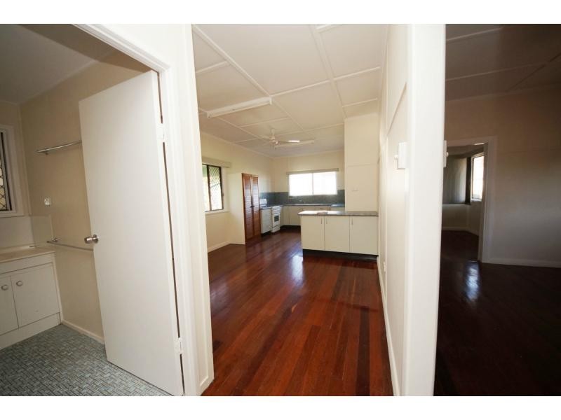 90 Sixth Street, Home Hill QLD 4806