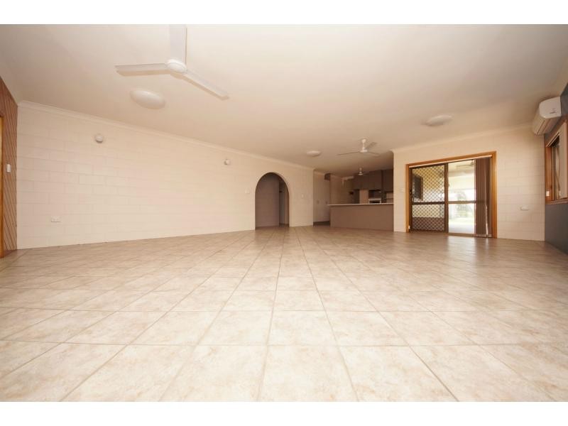 101 Seventh Avenue, Home Hill QLD 4806