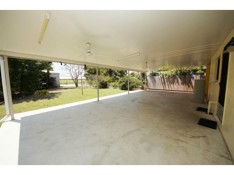 101 Seventh Avenue, Home Hill QLD 4806