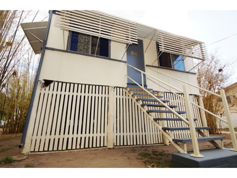 34 Eighth Avenue, Home Hill QLD 4806