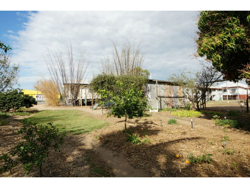 34 Eighth Avenue, Home Hill QLD 4806