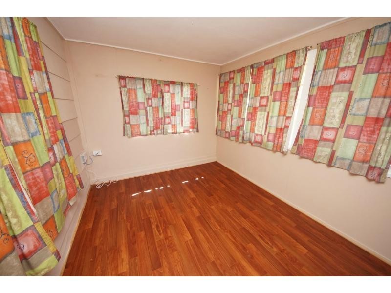 8 Tait Road, Ayr QLD 4807