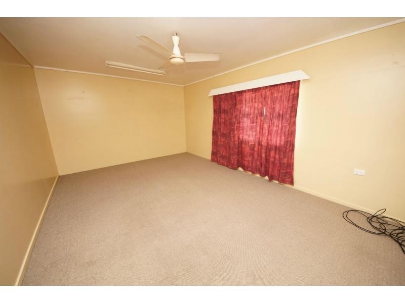 8 Tait Road, Ayr QLD 4807