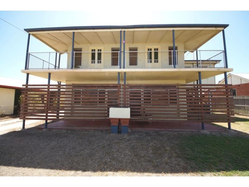 95 Munro Street, Ayr QLD 4807