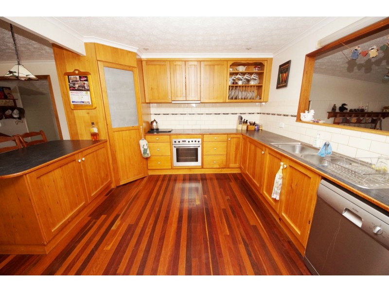 3 Fourth Avenue, Home Hill QLD 4806