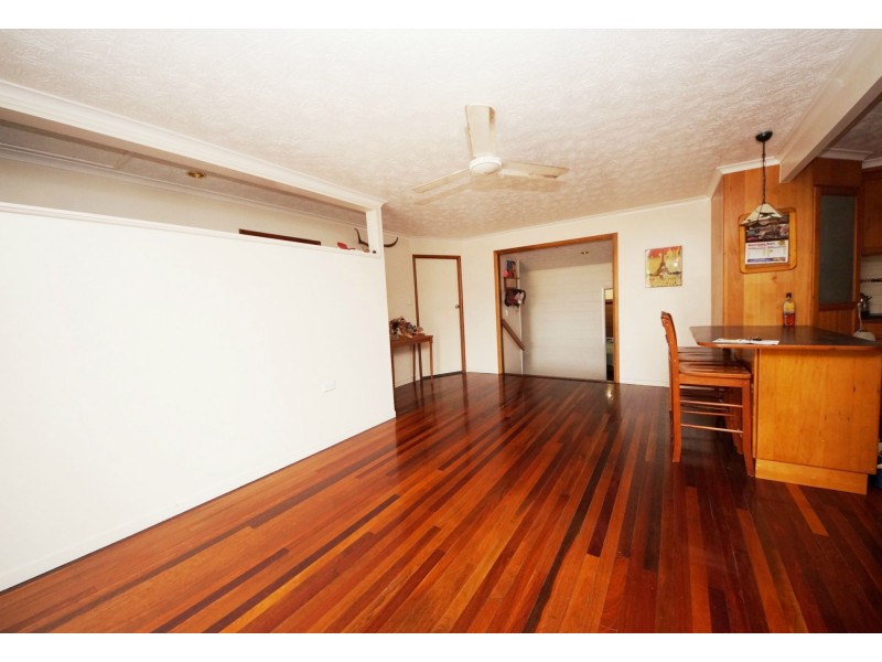 3 Fourth Avenue, Home Hill QLD 4806