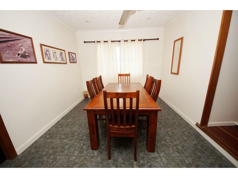 3 Fourth Avenue, Home Hill QLD 4806