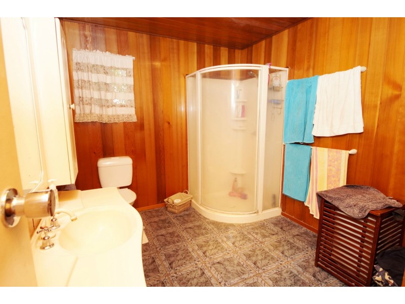 3 Fourth Avenue, Home Hill QLD 4806