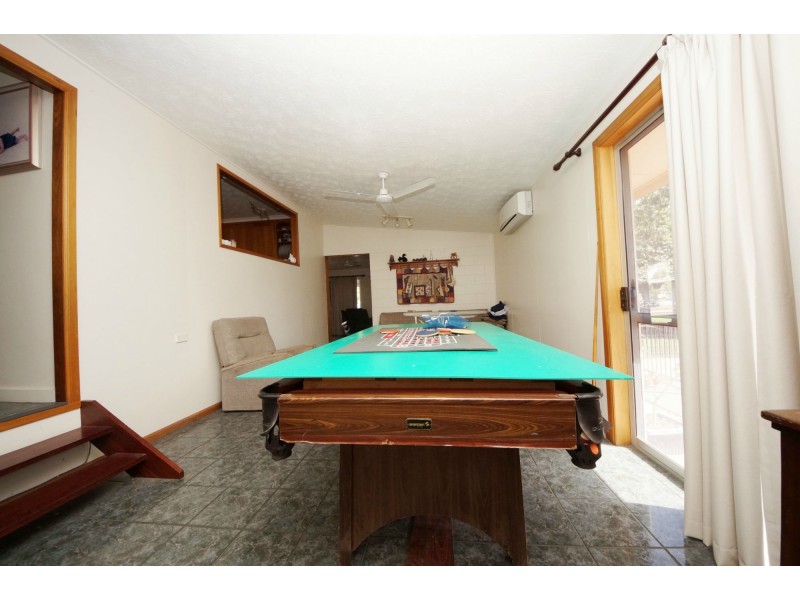 3 Fourth Avenue, Home Hill QLD 4806