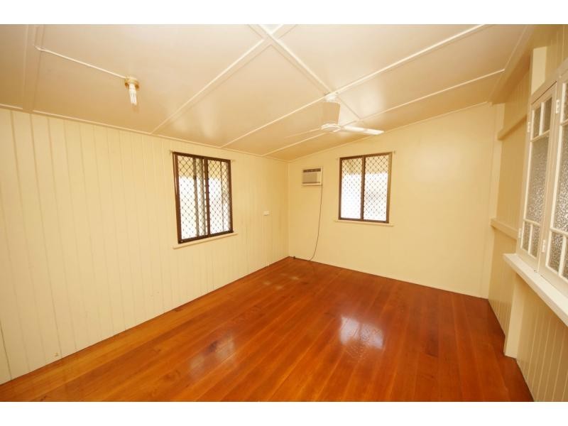 127 Mackenzie Street, Ayr QLD 4807