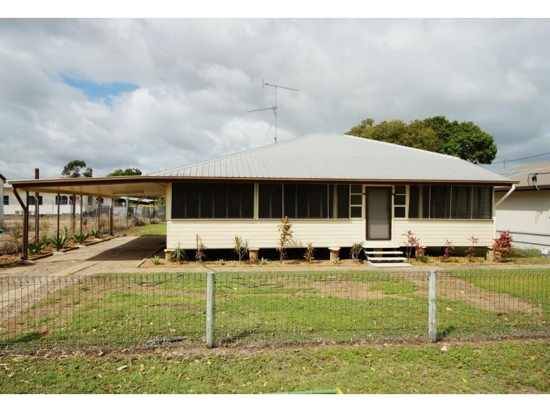127 Mackenzie Street, Ayr QLD 4807