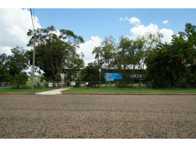 4 John Rae Street, Via AYR, Millaroo QLD 4807