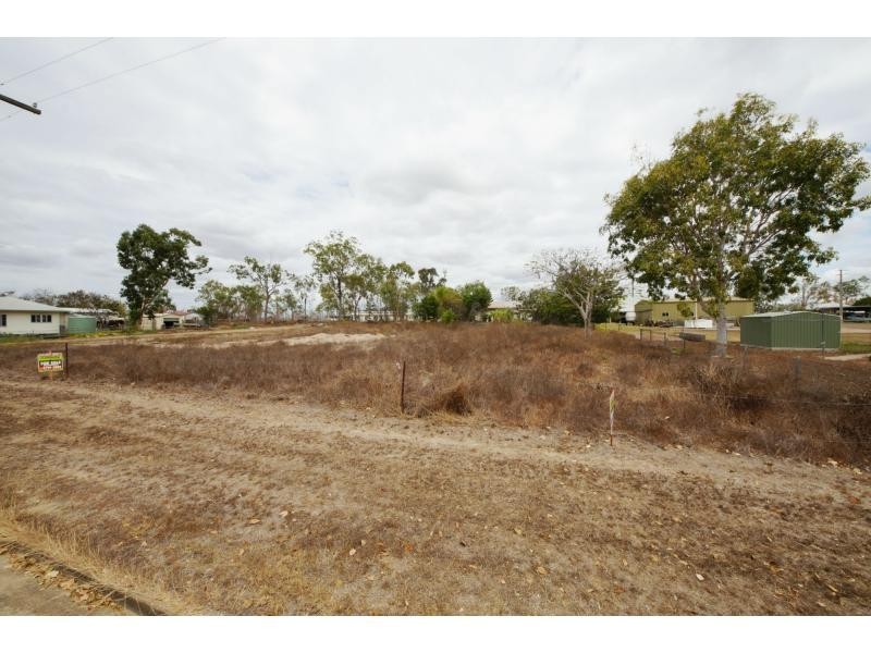 4 John Rae Street, Via AYR, Millaroo QLD 4807