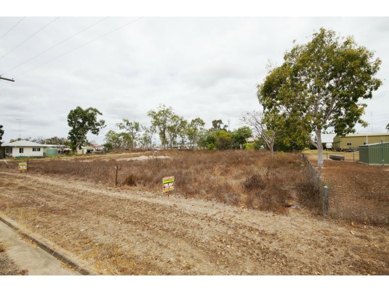 4 John Rae Street, Via AYR, Millaroo QLD 4807