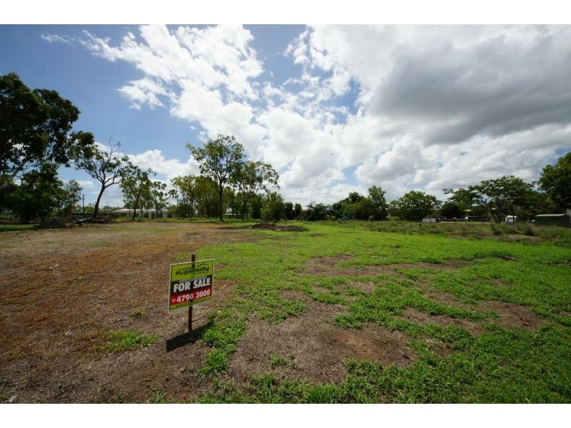 6 John Rae Street, Via AYR, Millaroo QLD 4807