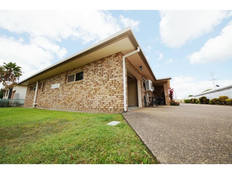 1/49 Graham Street, Ayr QLD 4807