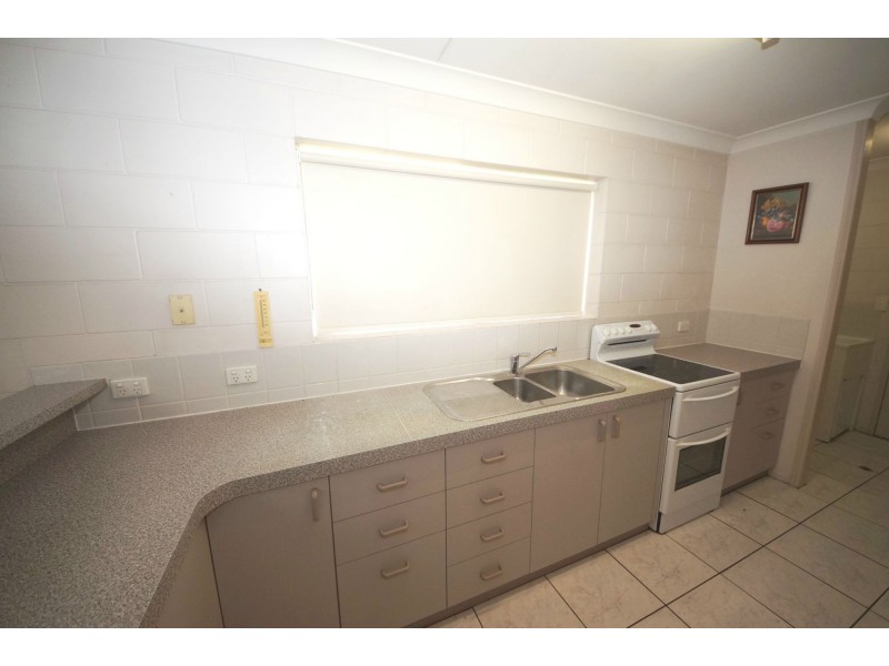 1/135 Graham Street, Ayr QLD 4807