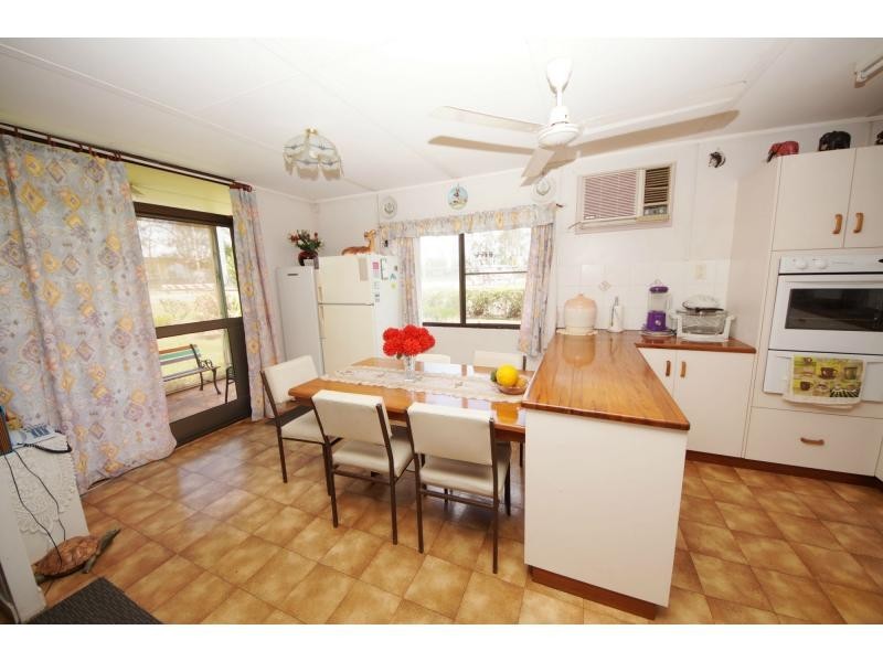 11-13 Townsville Road, Brandon QLD 4808