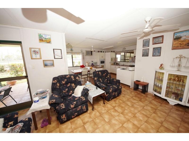 11-13 Townsville Road, Brandon QLD 4808