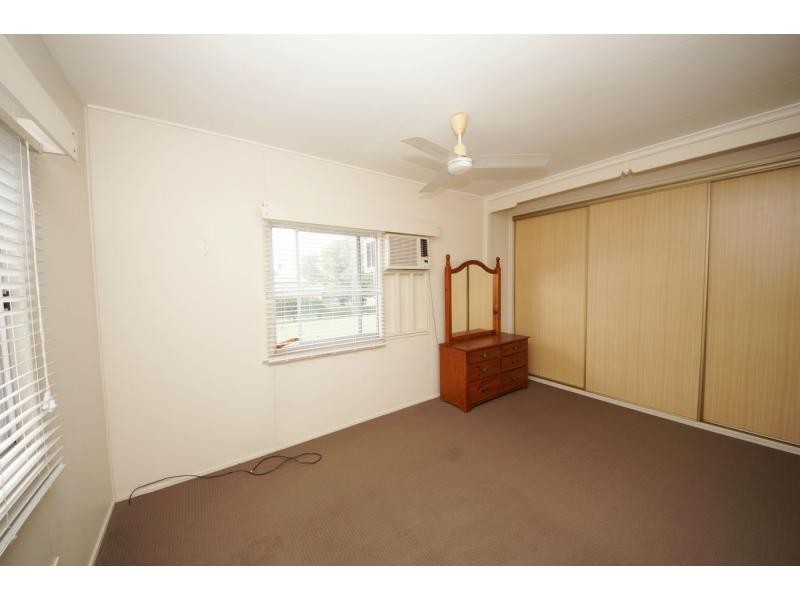 125 Ninth Avenue, Home Hill QLD 4806