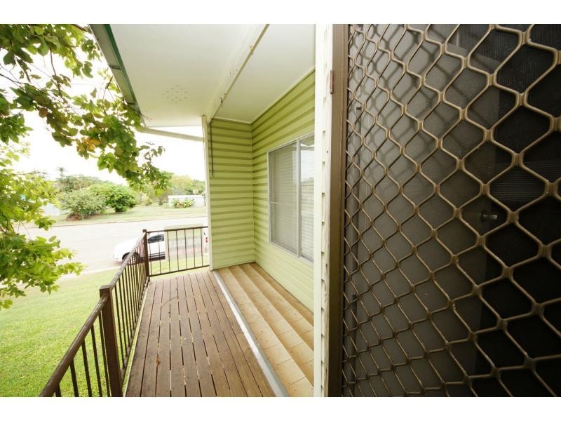 125 Ninth Avenue, Home Hill QLD 4806