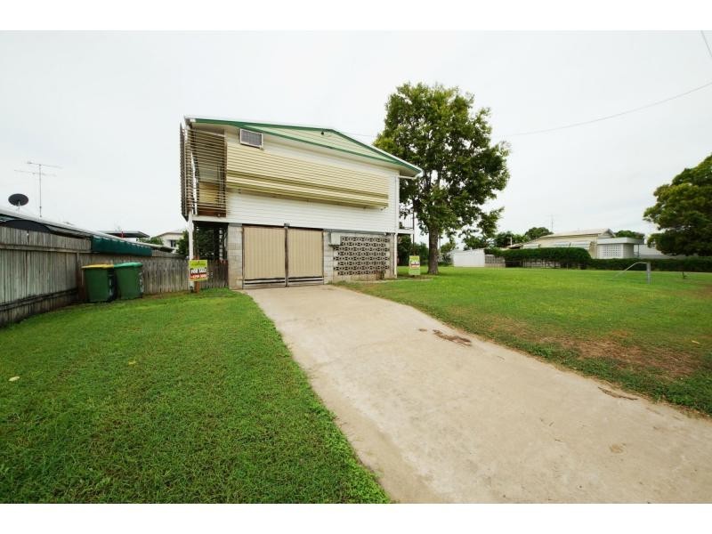 125 Ninth Avenue, Home Hill QLD 4806