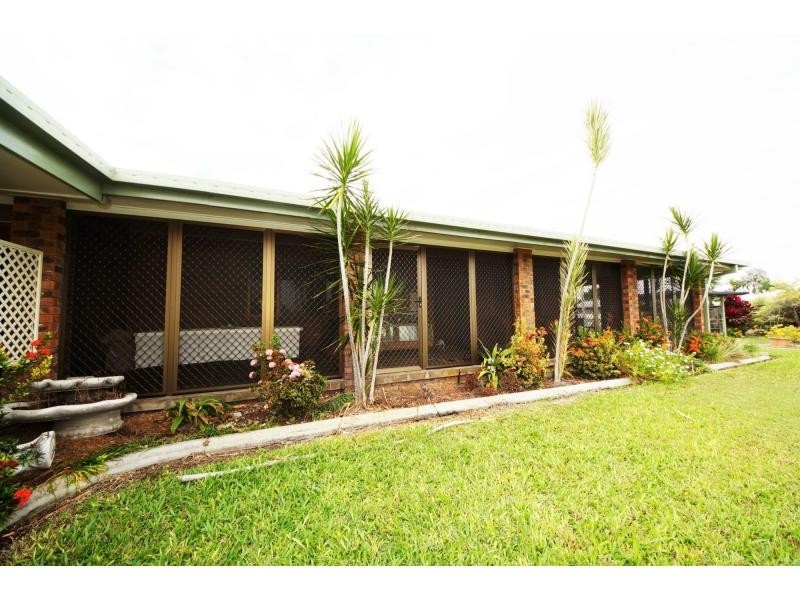 36 Hoey Street, Ayr QLD 4807