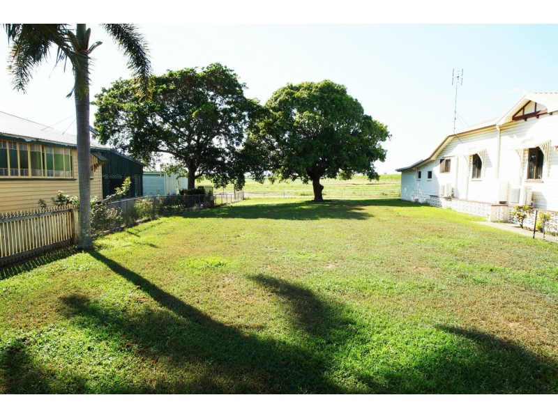 23 Burke Street, Ayr QLD 4807