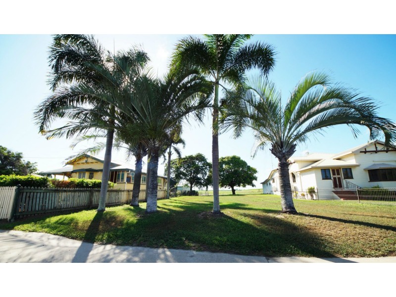 23 Burke Street, Ayr QLD 4807