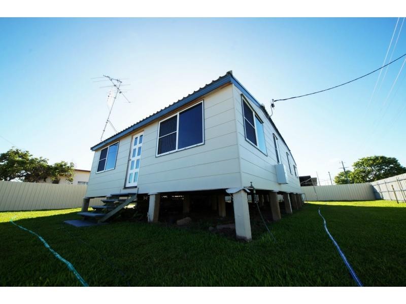 101 Munro Street, Ayr QLD 4807
