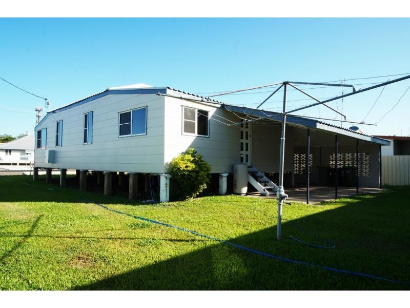 101 Munro Street, Ayr QLD 4807