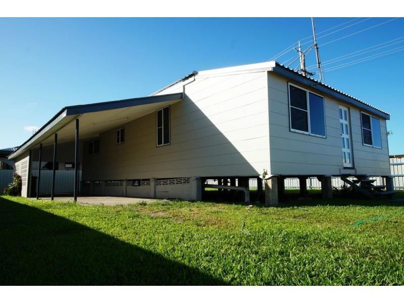 101 Munro Street, Ayr QLD 4807