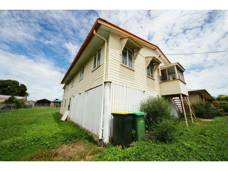 13 Rossiter Street, Ayr QLD 4807