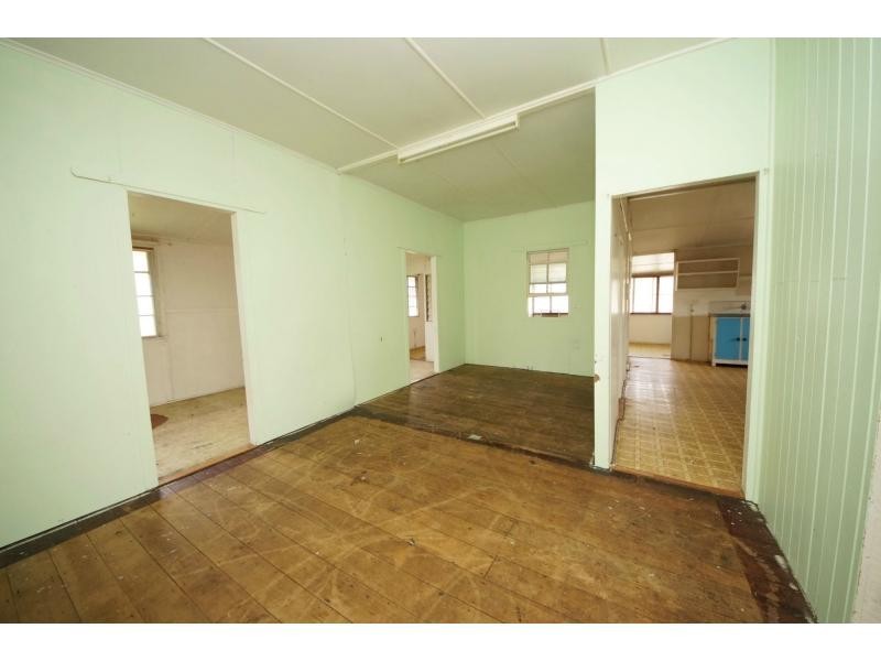 13 Rossiter Street, Ayr QLD 4807