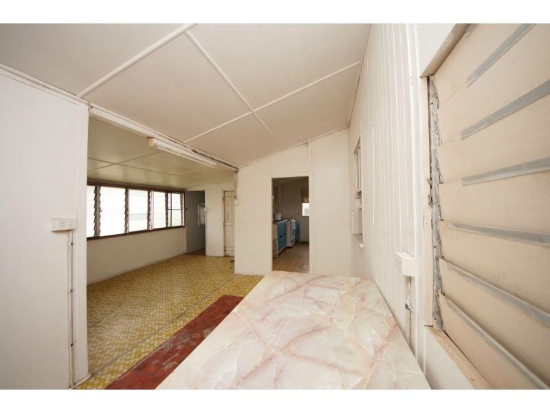 13 Rossiter Street, Ayr QLD 4807